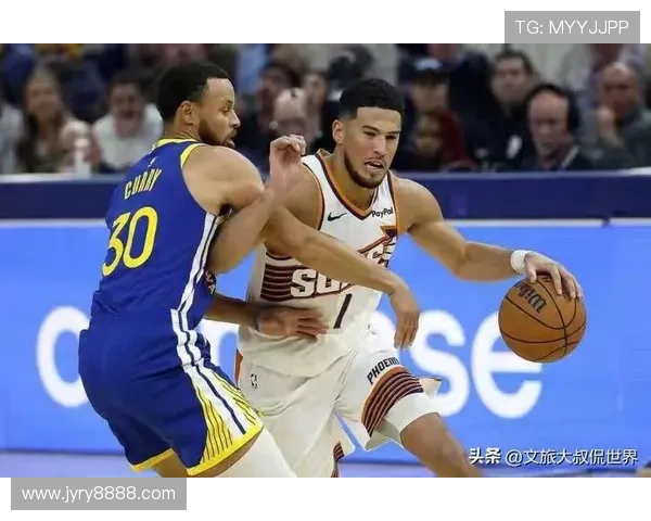 主帅奥特迎来执教首胜布克分享球队为其制作祝贺视频的温馨时刻 主帅奥特迎来执教首胜布克分享球队为其制作祝贺视频的温馨时刻